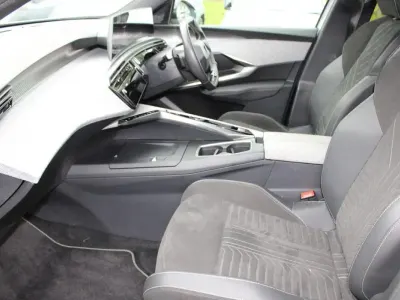 Used Peugeot e-3008 GT 152 kW (207 HP) 2025 White SUV