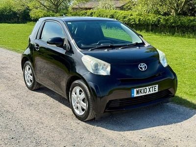 Toyota iQ