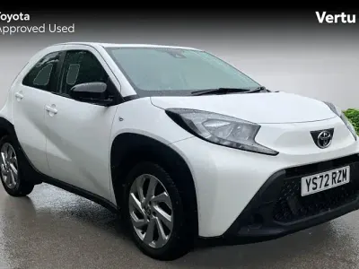 Used Toyota Aygo X PURE 72 HP (52 kW) 2025 SUV