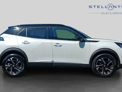 Used Peugeot 2008 GT 129 HP (94 kW) 2023 White SUV