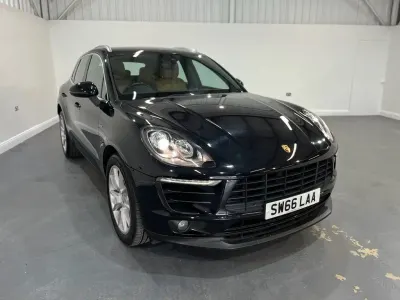 Used Porsche Macan 258 HP (189 kW) 2016 Black SUV