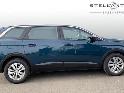 Used Peugeot 5008 Active Premium 129 HP (94 kW) 2022 Blue SUV