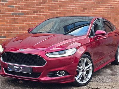 Used Ford Mondeo Titanium 2015 Red Hatchback