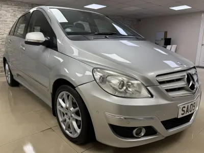 Used Mercedes B170 2009 Silver MPV