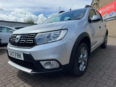 Used Dacia Sandero Lauréate 2017 Silver Hatchback