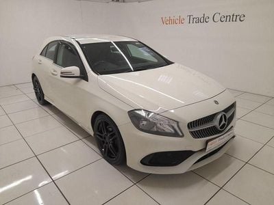 Begagnad Mercedes A160 AMG line 102 HK (75 kW) 2017 Vit Halvkombi