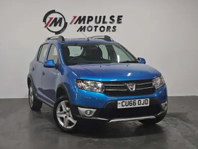 Used Dacia Sandero Lauréate 90 HP (66 kW) 2016 Blue Hatchback