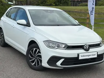 Second-hand VW Polo Life 80 CP (58 kW) 2025 Alb Hatchback