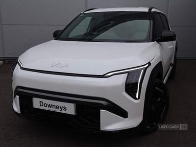 White Used 2025 Kia EV3 GT-Line SUV | £31,990 (A bit pricey)