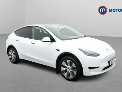 Begagnad Tesla Model Y RWD 219 kW (299 HK) 2024 Vit SUV
