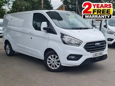 Käytetty Ford Transit Custom Limited 2023 Valkoinen Van