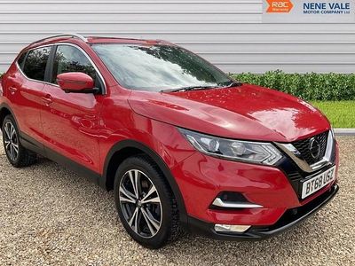 Used Nissan Qashqai N-Connecta 140 HP (102 kW) 2018 Red SUV