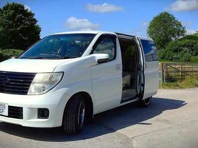 Used Nissan Elgrand 2005 White MPV