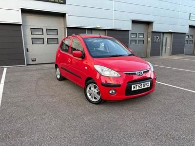 Used Hyundai i10 Style 77 HP (56 kW) 2010 Red Hatchback