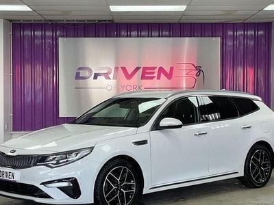 Used Kia Optima 136 HP (100 kW) 2019 White Estate