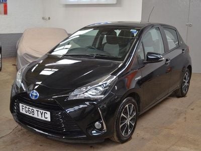 Black Used 2018 Toyota Yaris Hybrid Hatchback | £11,495 (Good price)