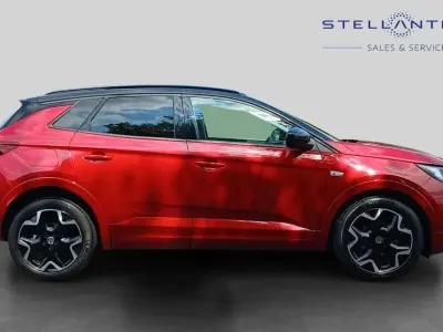 Used Vauxhall Grandland X Ultimate 128 HP (94 kW) 2022 Red SUV