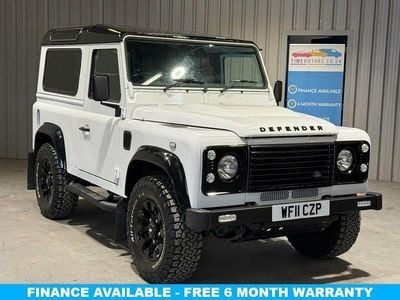 Used Land Rover Defender 122 HP (89 kW) 2011 White Hatchback