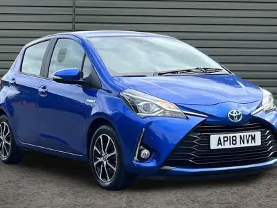 Used Toyota Yaris Hybrid 101 HP (74 kW) 2019 Hatchback