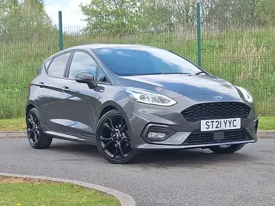 Käytetty Ford Fiesta ST-Line X 155 HP (114 kW) 2021 Harmaa Viistoperä