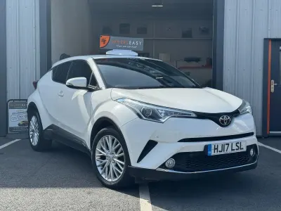 Used Toyota C-HR 116 HP (85 kW) 2017 White SUV