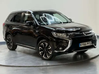 Used Mitsubishi Outlander P-HEV 2016 Black Estate