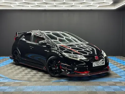 Käytetty Honda Civic Type R GT 2016 Musta Viistoperä