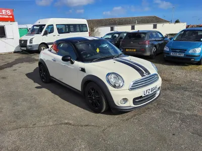 Used Mini Cooper Coupé 2012 White Coupe