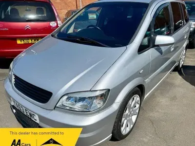 Second-hand Vauxhall Zafira 2003 Argintiu Monovolum