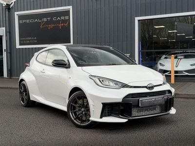 Used Toyota Yaris 272 HP (200 kW) 2024 White Hatchback