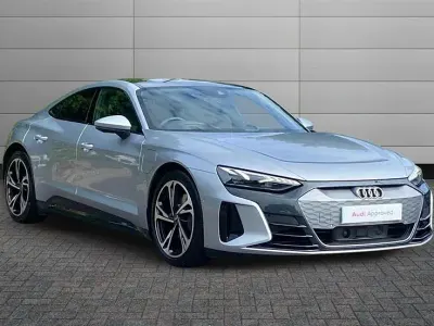 Second-hand Audi e-tron GT quattro Design 389 kW (530 CP) 2023 Argintiu Berlinǎ