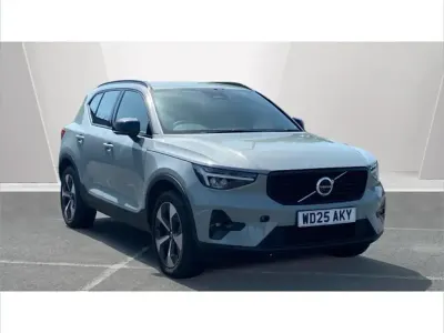 Used Volvo XC40 Plus 163 HP (119 kW) 2025 Grey SUV