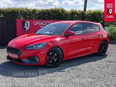 Used Ford Focus ST 190 HP (139 kW) 2021 Red Hatchback