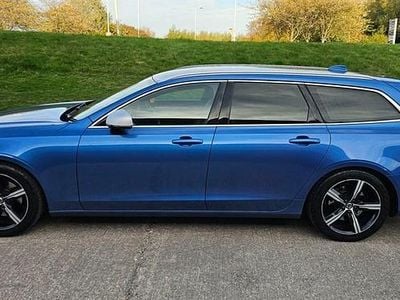 Blue Used 2017 Volvo V90 R-Design Estate | £12,995 (Good price)