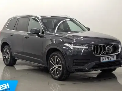 Used Volvo XC90 Momentum 235 HP (172 kW) 2022 Grey SUV