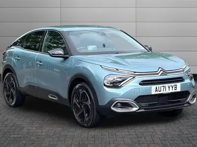 Używany Citroën C4 PureTech 131 KM (96 kW) 2021 Niebieski Hatchback