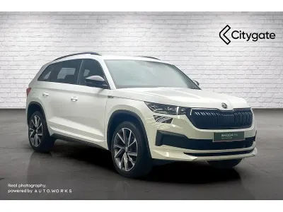 Używany Skoda Kodiaq SportLine 150 KM (110 kW) 2022 Biały SUV