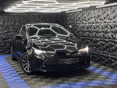 Usado Toyota Corolla Design 116 HP (85 kW) 2019 Preto Citadino