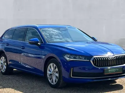 Gebraucht Skoda Superb SE Technology 204 PS (150 kW) 2025 Blau