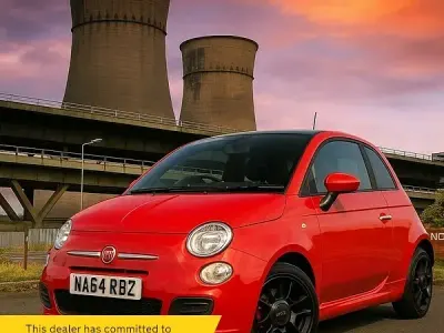 Begagnad Fiat 500 S 85 HK (62 kW) 2014 Röd Cab