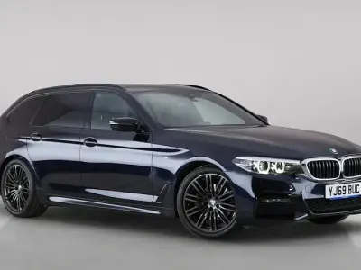 Used BMW 520 M Sport 190 HP (139 kW) 2019 Black Estate