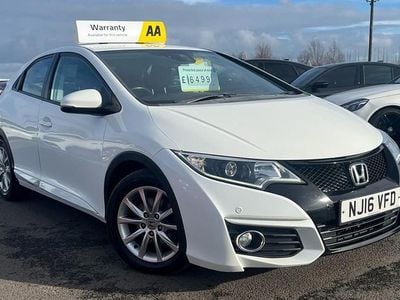 Used Honda Civic SE Plus 2016 White Hatchback