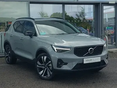 New Volvo XC40 Ultra 197 HP (144 kW) 2025 Grey SUV