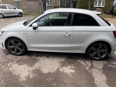 Used Audi A1 Black Edition 2013 White Hatchback