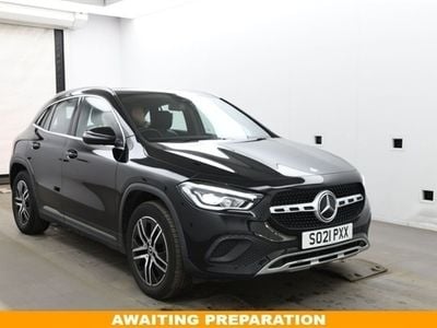 Mercedes GLA200