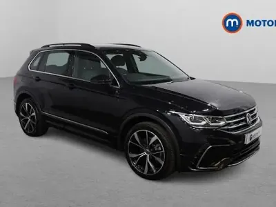Begagnad VW Tiguan R-line 245 HK (180 kW) 2023 Svart SUV