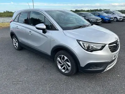 Used Vauxhall Crossland X S 99 HP (72 kW) 2018 Silver SUV