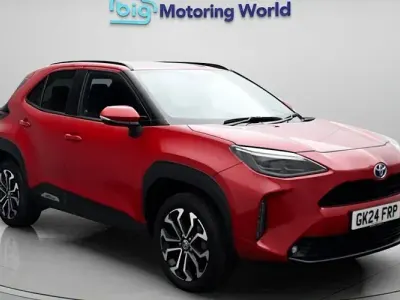 Used Toyota Yaris Cross Design 116 HP (85 kW) 2024 Red SUV