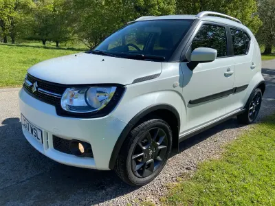 Usado Suzuki Ignis SZ-T 90 HP (66 kW) 2017 Branco SUV