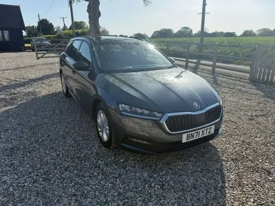 Używany Skoda Octavia SE Technology 150 KM (110 kW) 2021 Szary Kombi